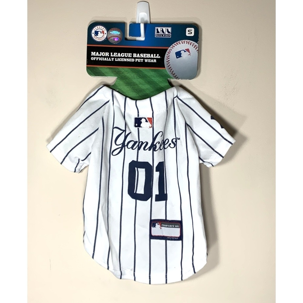 New York Yankees MLB Dog Jersey Small 9-15 lbs Pet First Pinstripe Costume NEW